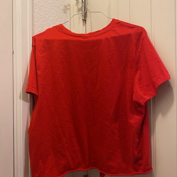 Gifts tee - Picture 2 of 2